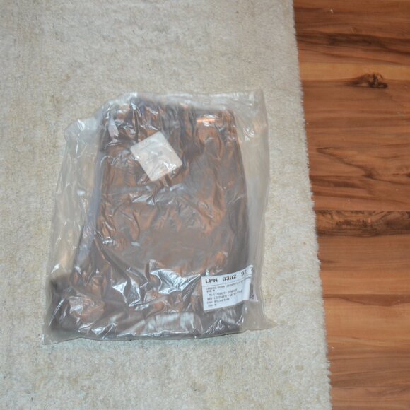 NWT Fabletics Vegan Leather pull on Leggings - Willow Bark - Picture 2 of 5